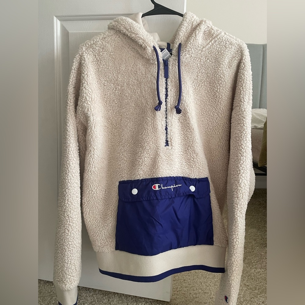 Champion UO Exclusive Sherpa Half-Zip Sweatshirt